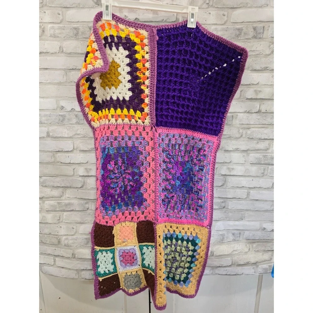VTG Granny Square Afghan Baby Blanket Throw White‎ Multicolor Grannycore 23x40
